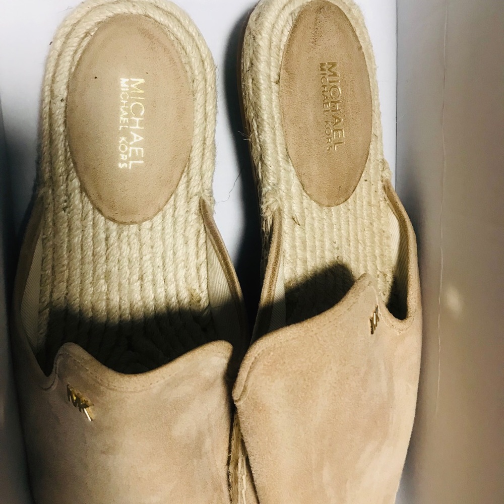Michael Kors tan sandals